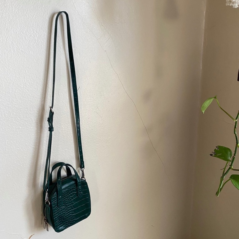 Mini Crossbody